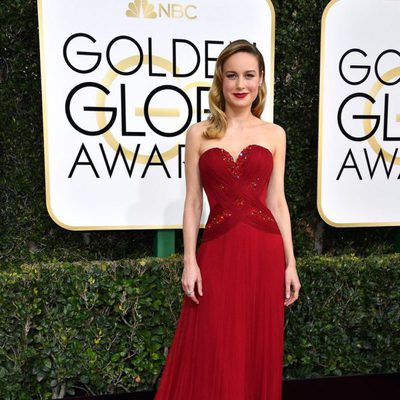 Brie Larson at Golden Globes 2017 red carpet