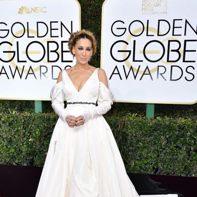 Sarah Jessica Parker at Golden Globes 2017 red carpet