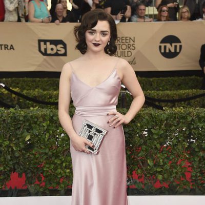 Maisie Williams at the red carpet of SAG Awards 2017