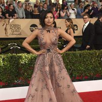 Taraji P. Henson on the red carpet of SAG Awards 2017