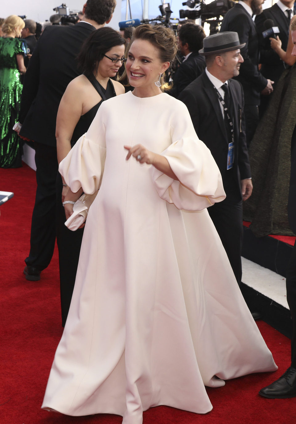 Natalie Portman on the red carpet of SAG Awards 2017