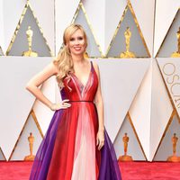 Allison Schroeder at the Oscars 2017 red carpet