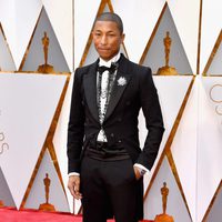 Pharrel Williams at the red carpet of the Oscar 2017