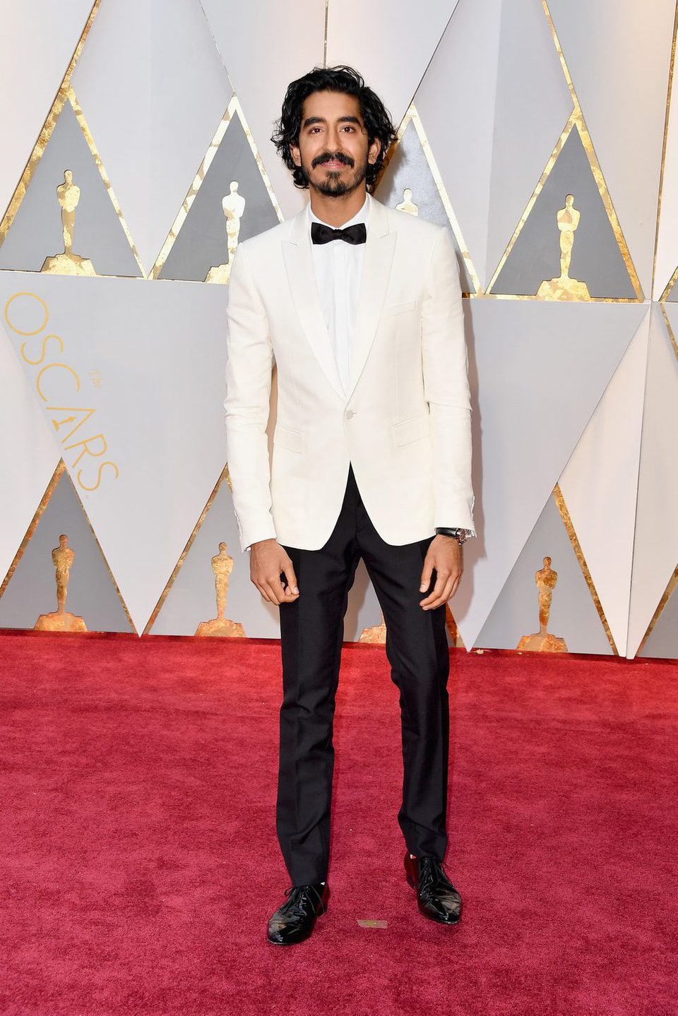 Dev Patel at the red carpet of the Oscars 2017