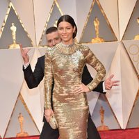 Justin Timberlake jokes with Jessica Biel at the Oscars 2017