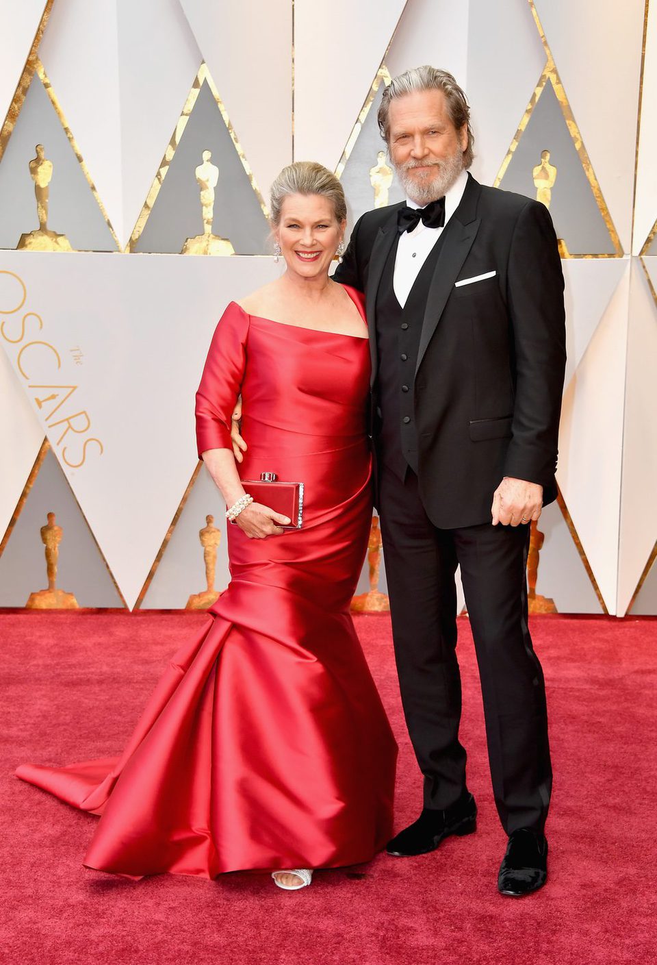 Jeff Bridges and Susan Bridges at the red carpet of the Oscars 2017