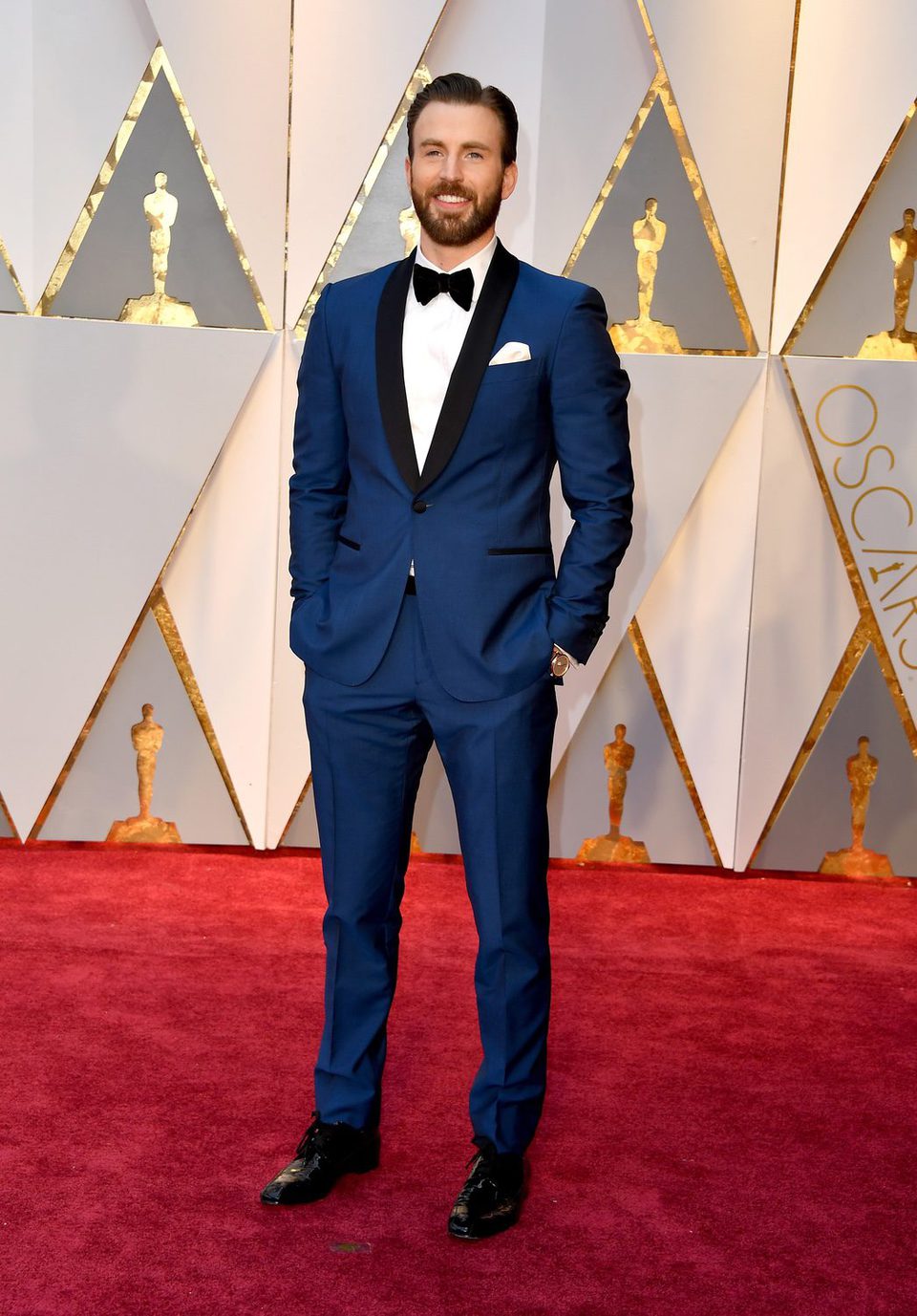 Chris Evans at the red carpet of the Oscars 2017