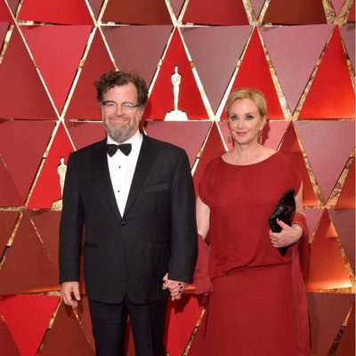 Kenneth Lonergan and J. Smith-Cameron at the red carpet of the Oscars 2017