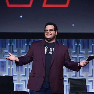 The actor Josh Gad presents the panel of 'The last Jedi' in the Star Wars Celebration