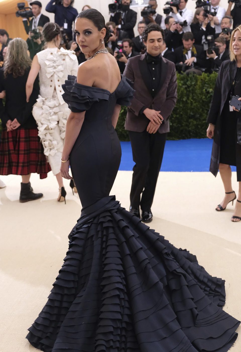 Katie Holmes on the red carpet of Met Gala 2017