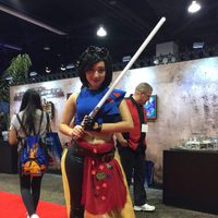 Fan dressed up like Evie in the D23