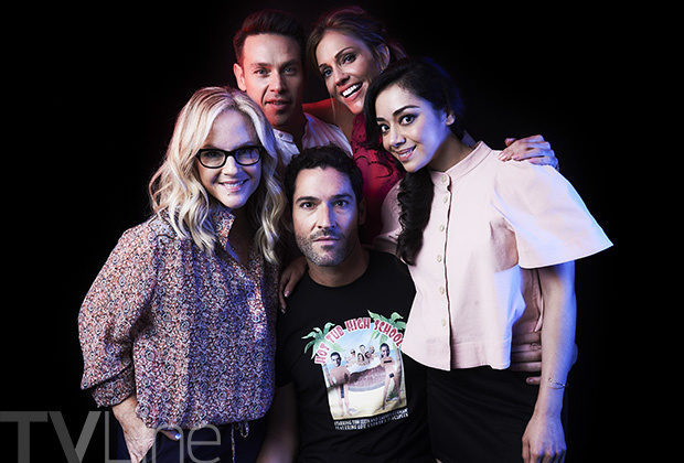  The cast of 'Lucifer' poses for the Comic-Con