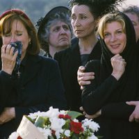 Foto de 'A Widow at Last'