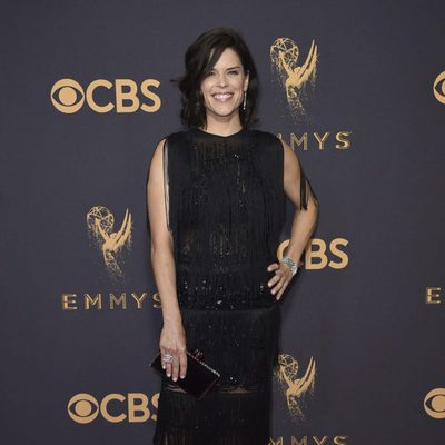 Neve Campbell at the Emmys 2017 red carpet