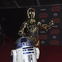 R2-D2 and C-3PO at the Star Wars: The Last Jedi premiere