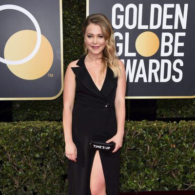 Poppy Jamie at the Golden Globes 2018 red carpet