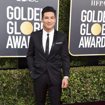 Mario Lopez at the Golden Globes 2018 red carpet