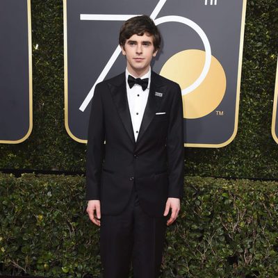 Freddie Highmore at the Golden Globe's red carpet 2018