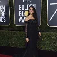 Penelope Cruz at the red carpet of the Golden Globes 2018