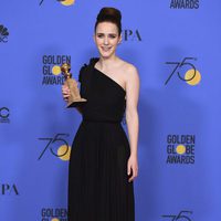 Rachel Brosnahan wins Best Tv Actress in a Comedy or Musical Golden Globe 2018