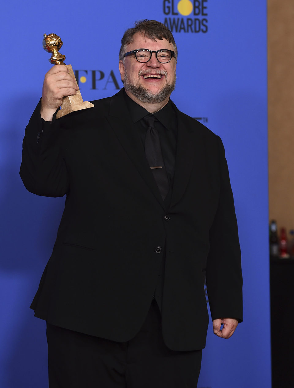 Guillerno del Toro Golden Globe winner best director 