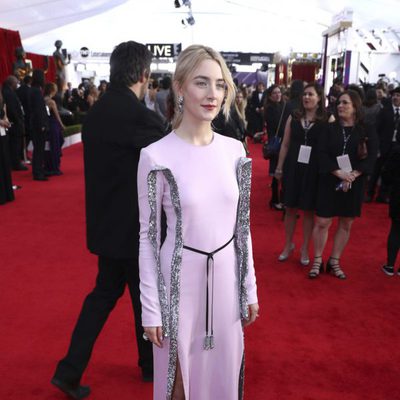 Saoirse Ronan pose SAG 2018 red carpet