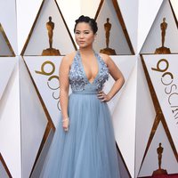 Kelly Marie Tran at the 2018 Oscars red carpet