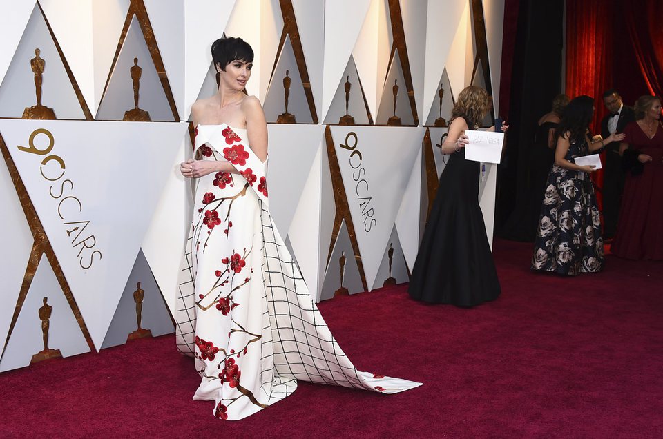 Paz Vega at the red carpet of the Oscars 2018