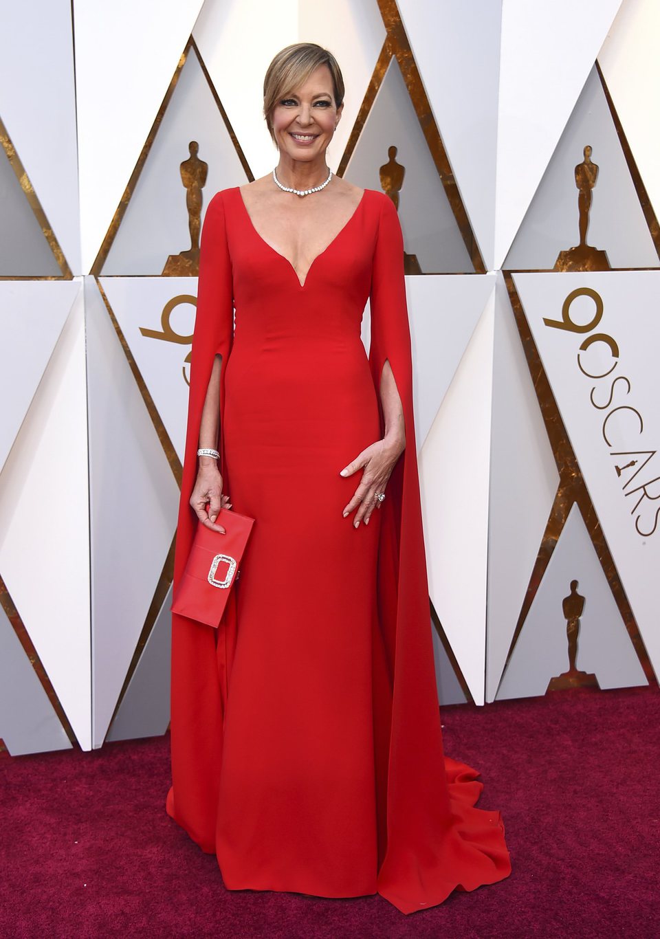 Allison Janney on the Oscar 2018 red carpet