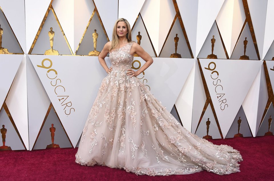 Mira Sorvino at the red carpet of the Oscars 2018