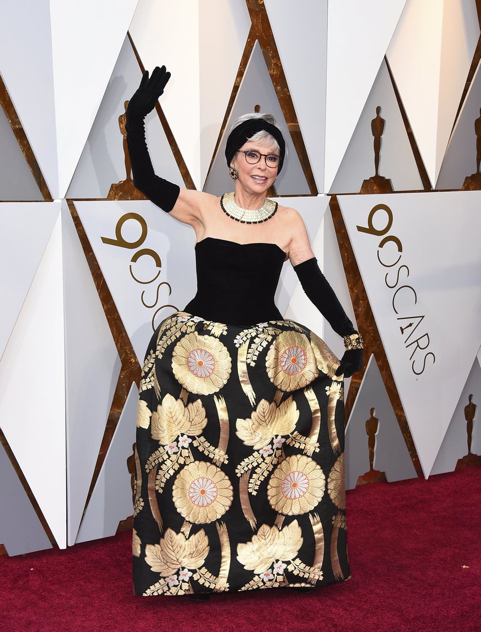 Rita Moreno at the red carpet of the Oscars 2018