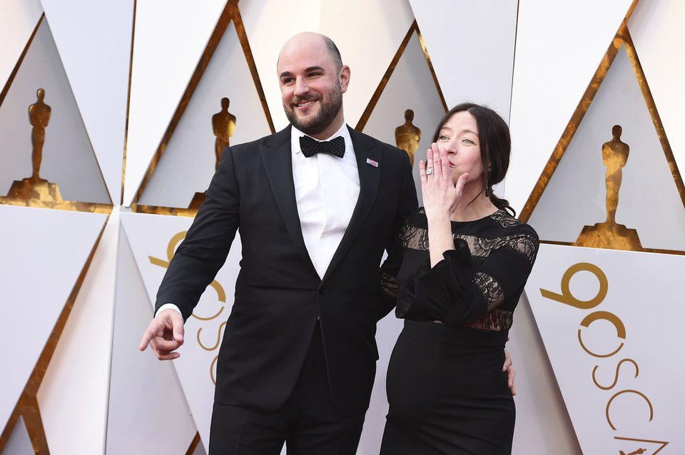 Jordan Horowitz and Julia Hart at the Oscars 2018 red carpet