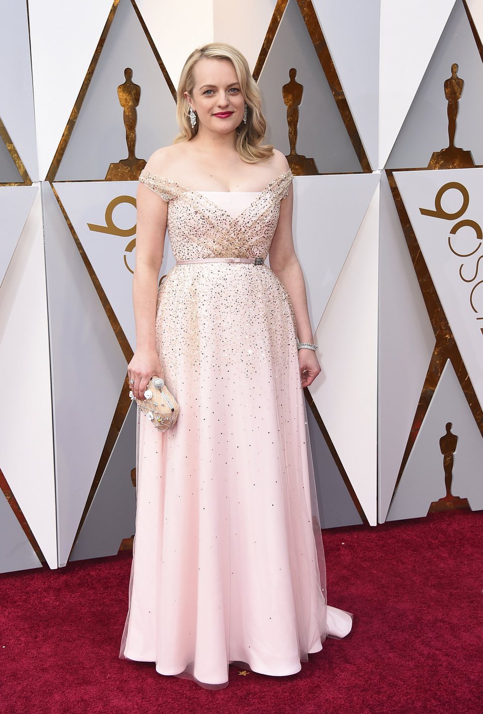 Elisabeth Moss at the Oscar 2018 red carpet