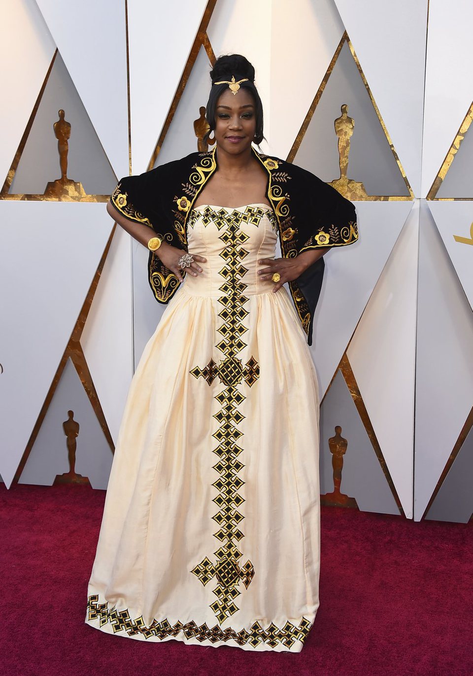 Tiffany Haddish at the red carpet of the Oscars