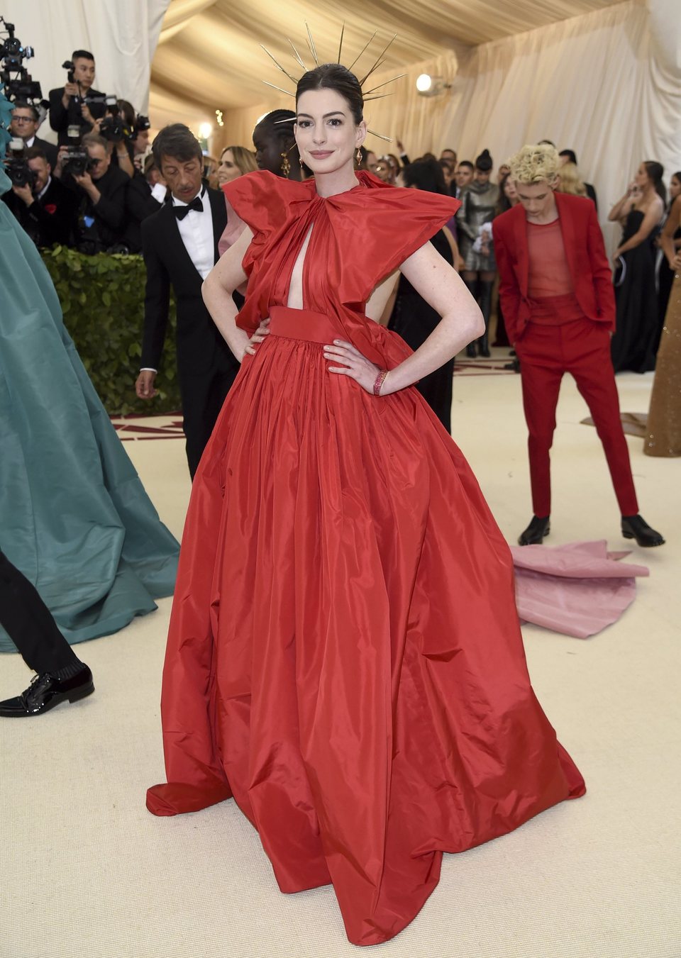 Anne Hathaway at the Met Gala 2018