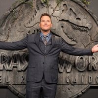 Chris Pratt very happy at the 'Jurassic World: Fallen Kingdom' world premiere at Madrid