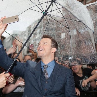 Chris Pratt with the fans at the 'Jurassic World: Fallen Kingdom' world premiere at Madrid