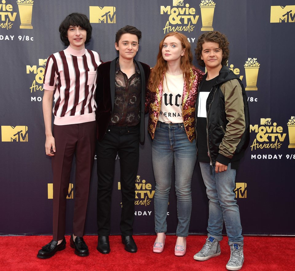 The 'Stranger Things' actors at the MTV Movie & TV Awards 2018 red carpet