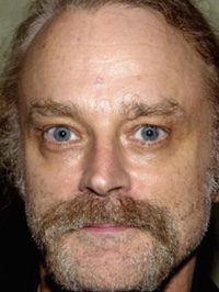  Brad Dourif