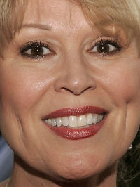  Leslie Easterbrook