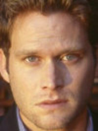  Steven Pasquale