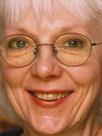  Anna Massey