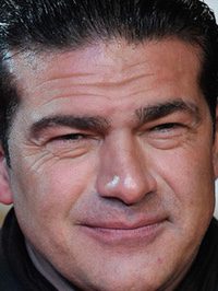  Tamer Hassan