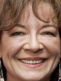  Clare Higgins