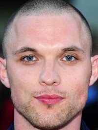  Ed Skrein