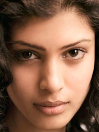  Tina Desai