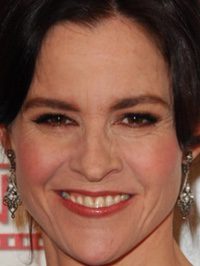  Ally Sheedy