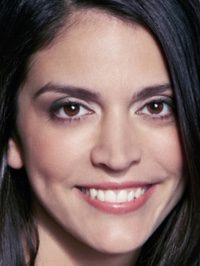  Cecily Strong