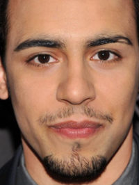  Victor Rasuk