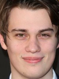  Nicholas Galitzine